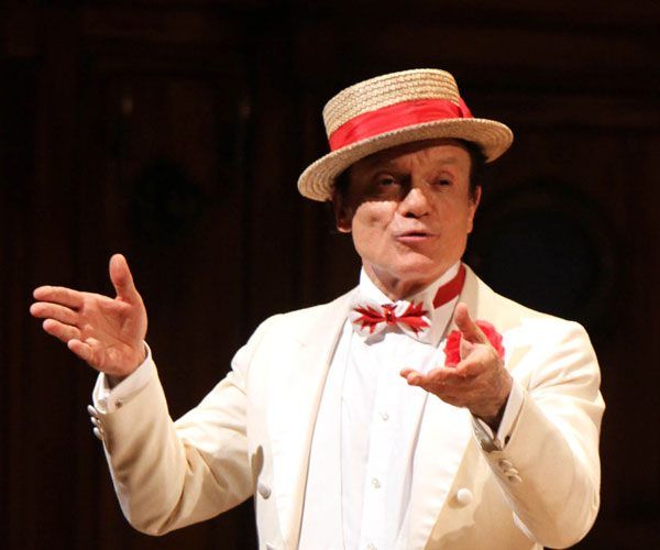 Si alza il sipario sulla stagione di prosa del Rendano