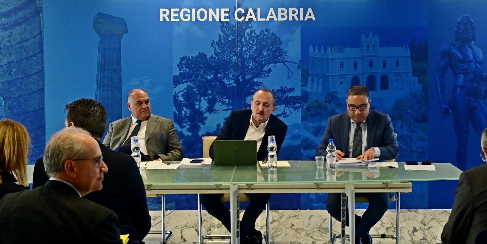 Arrical verso la normalizzazione gestionale: parte la “caccia” al dg