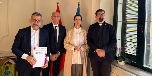 marcatori identitari Albania