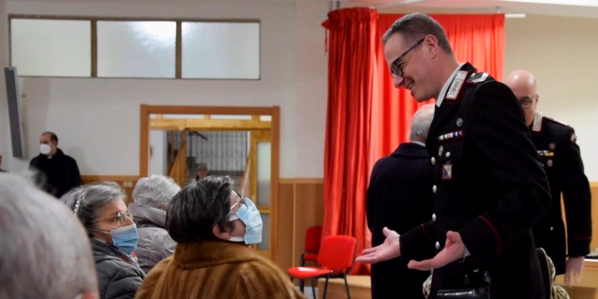 Truffe agli anziani, prosegue la sensibilizzazione dei carabinieri nel Catanzarese