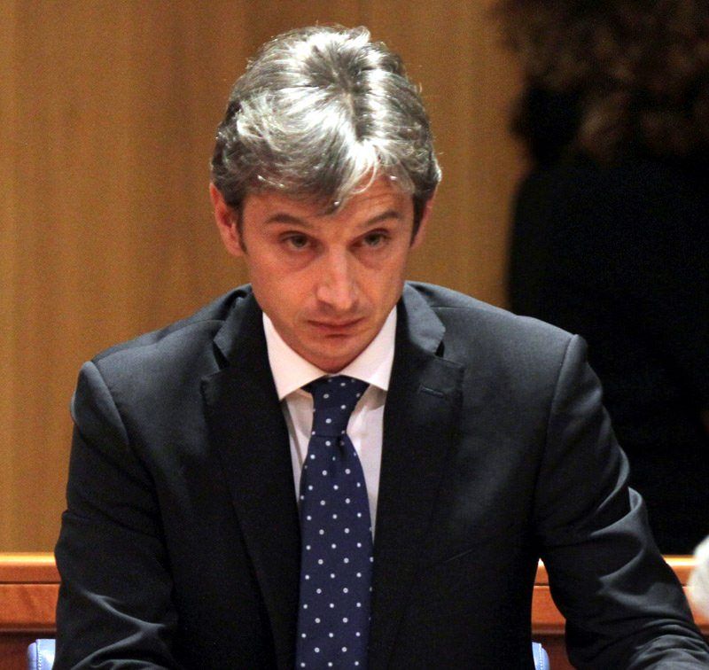 Mangialavori: «Incomprensibile il silenzio di Oliverio»