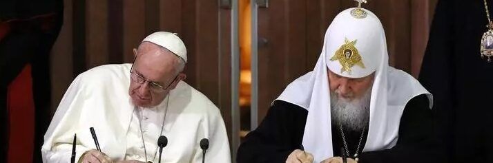 Tutto il mondo in lacrime: «Grati al Papa per l’eternità»