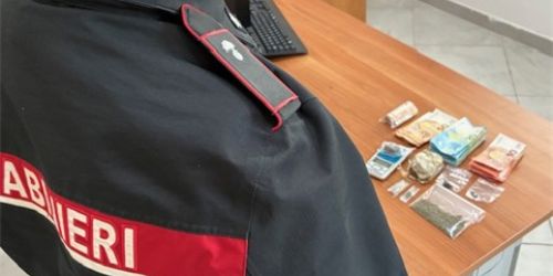 Cocaina e hashish pronti per il mercato: i Carabinieri bloccano due spacciatori a Lamezia