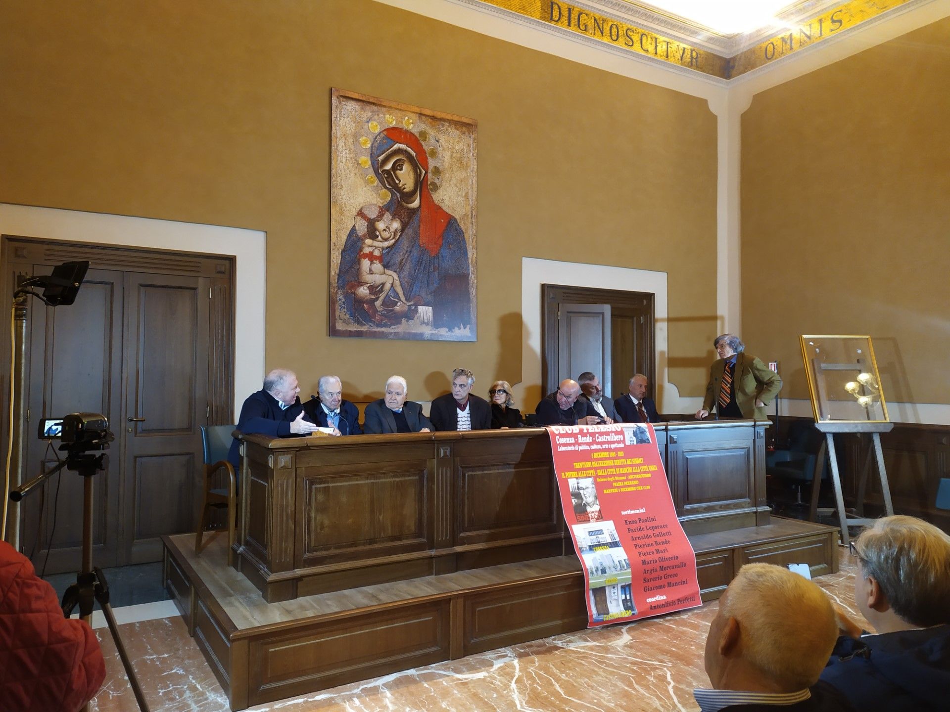 Dalla “stagione dei sindaci” alla politica commissariata, i 30 anni del municipalismo tradito