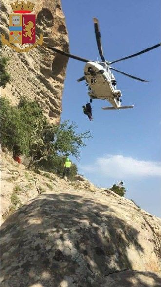 Escursionista ferita salvata a Pietra Cappa – VIDEO
