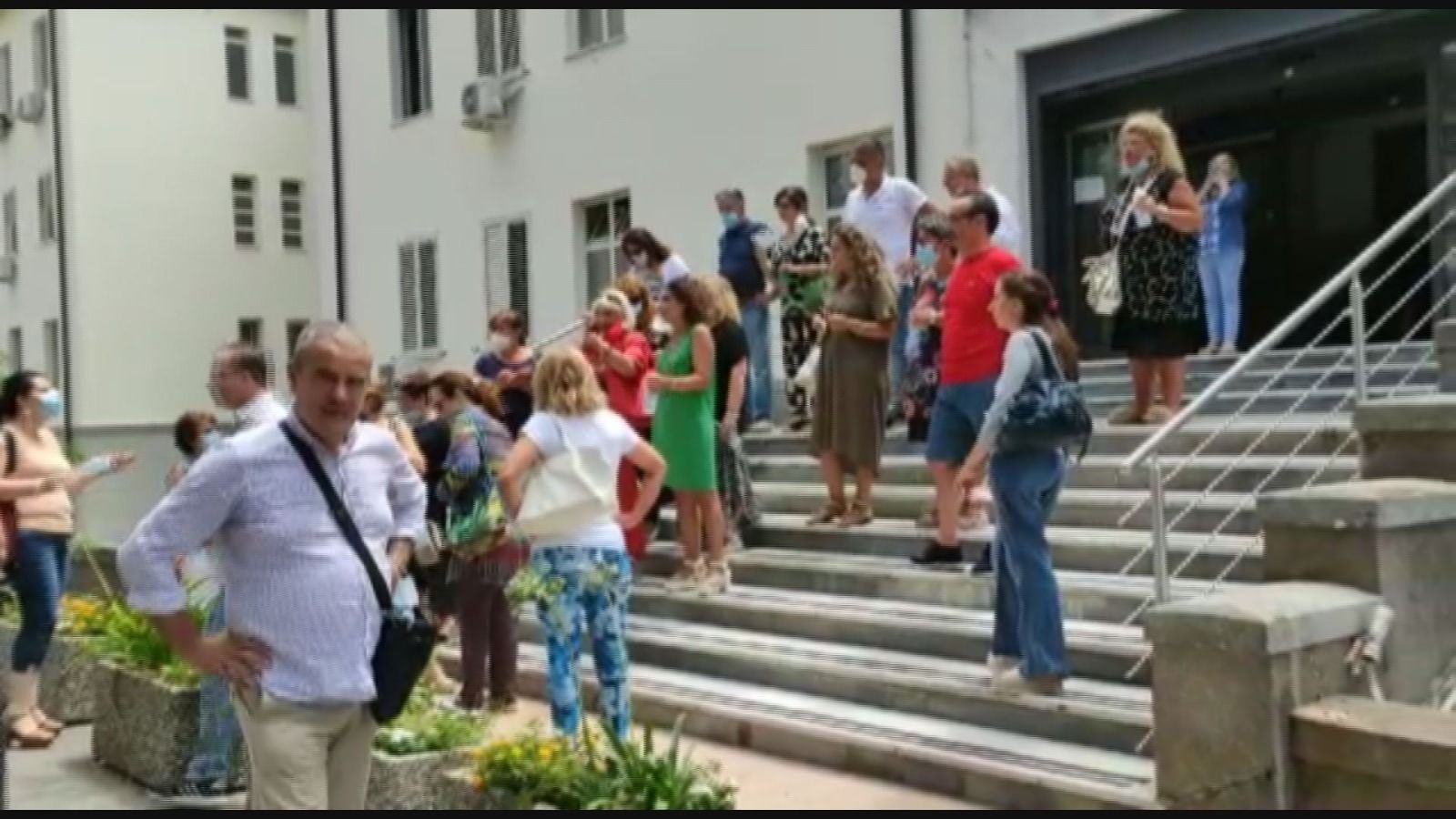 Catanzaro, protesta dei medici del 118 davanti l'Asp