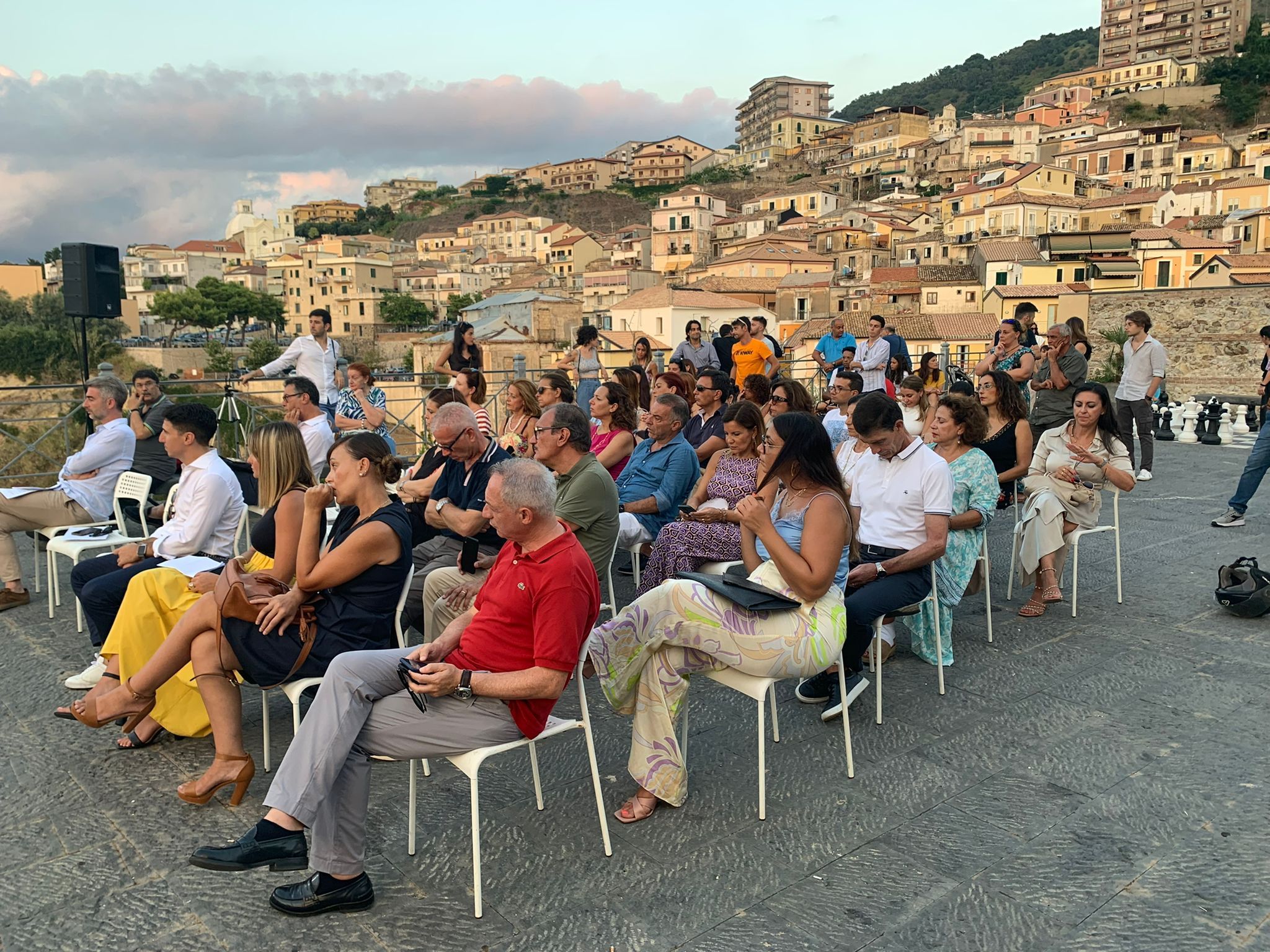 A Pizzo l’incontro su innovazione digitale nel mondo del lavoro e dell’impresa organizzato dal Pd