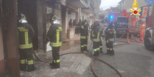incendio spezzano