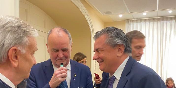 «Un pasticciaccio». Sull’autonomia Mancuso si disallinea dalla Lega e bacchetta Loizzo