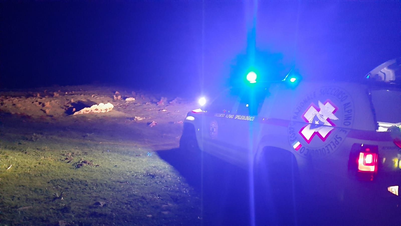 Escursionista 17enne bloccata sul Pollino da forti dolori addominali: messa in salvo dal Soccorso alpino