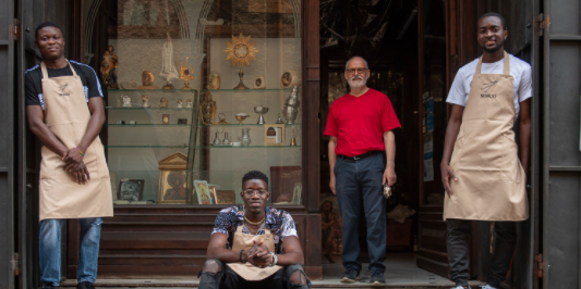 Sadia, Diaby e Adama: i tre ragazzi musulmani che a Cosenza producono ostie