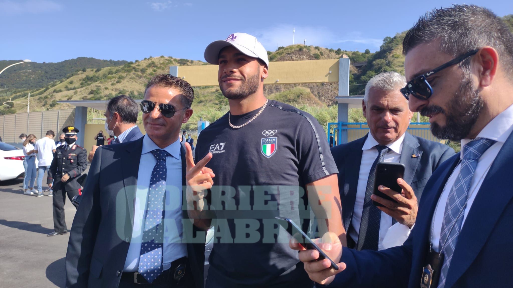 A Pizzo la festa degli «eroi moderni» per celebrare l’inizio del nuovo anno scolastico – INTERVISTE