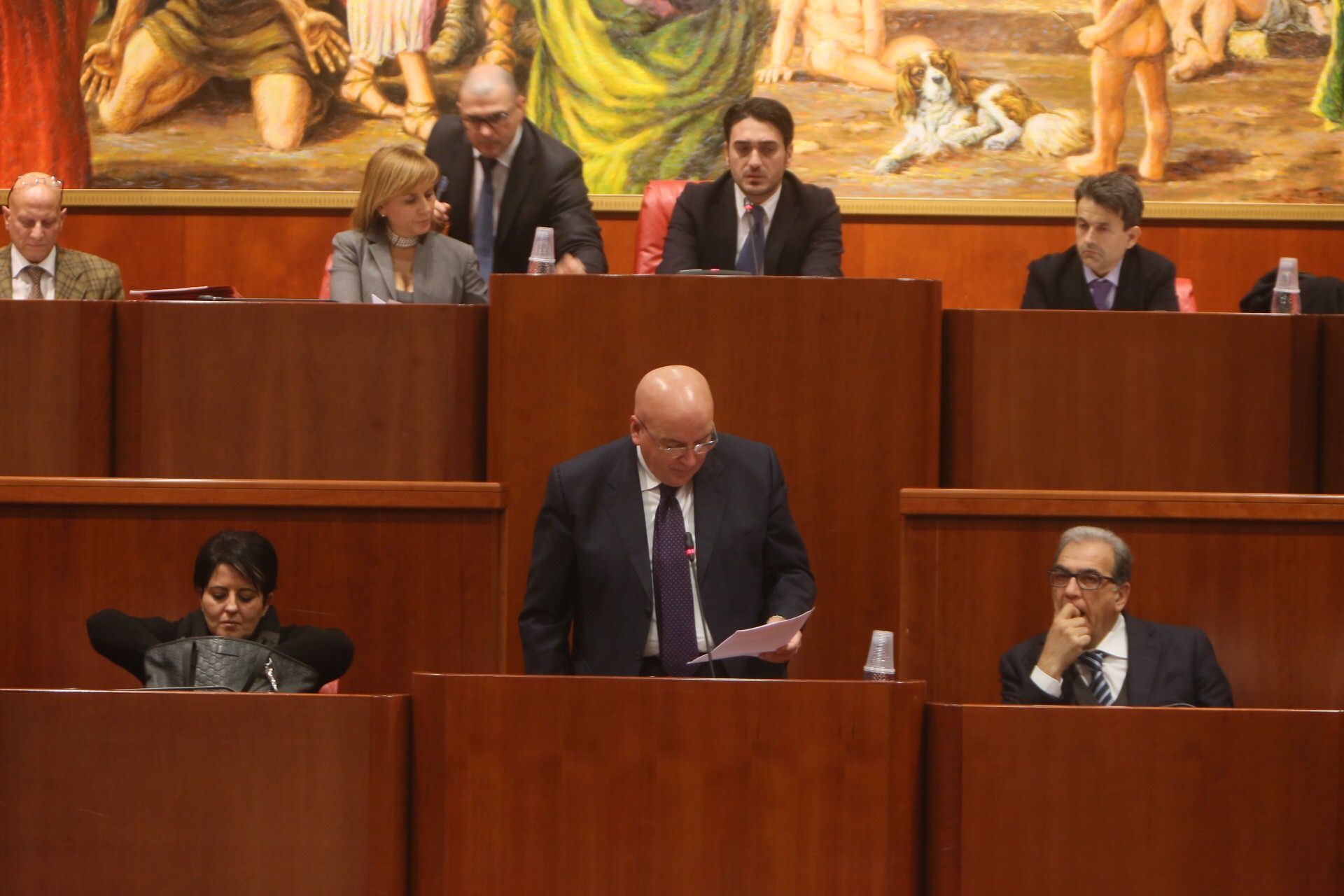 La guerra dei gruppi agita la maggioranza