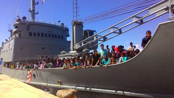 Reggio, arrivati 243 migranti