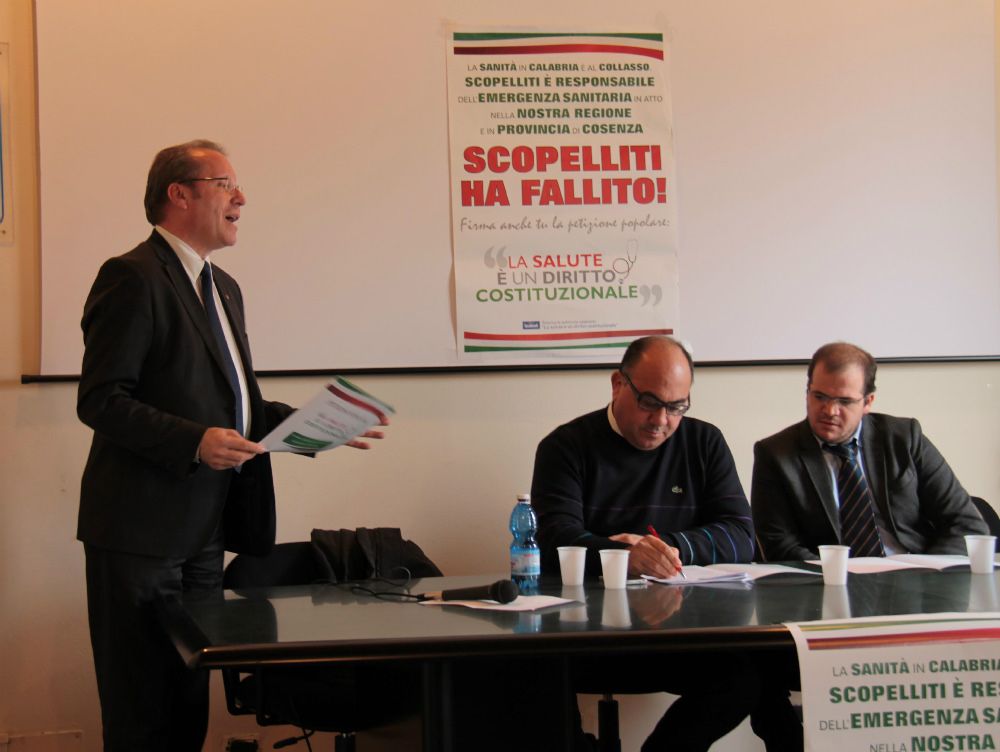 Pd: sanità, revocare l`incarico a Scopelliti