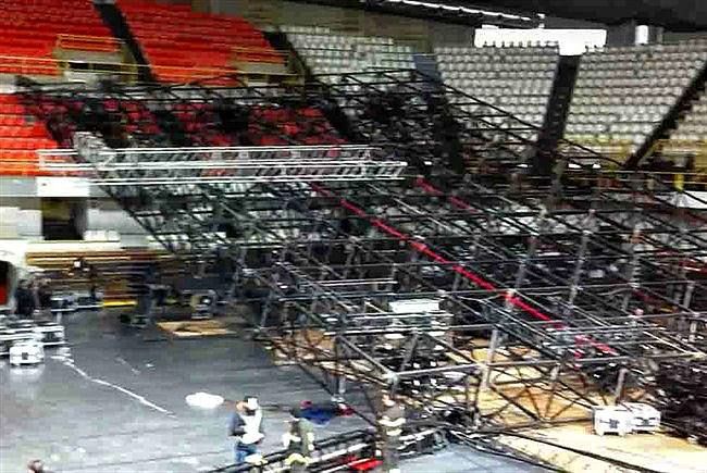 Crollo del palco della Pausini, la mamma di Armellini scrive a Mattarella: processo a rischio