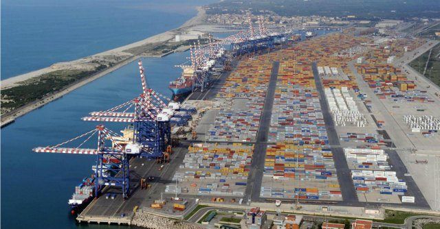 Gioia Tauro, stop allo sciopero dei portuali