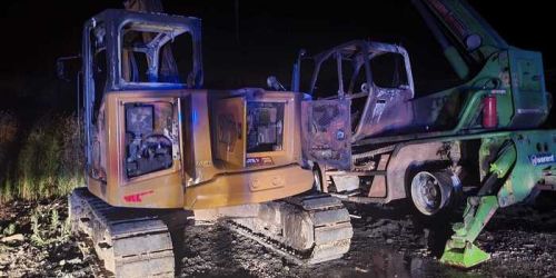 Ancora un attentato ai lavori della statale 106 nella Sibaritide, a fuoco due mezzi di Webuild