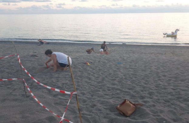 Salvataggio “caretta caretta”, De Caprio: «Questo è amore per la vita»