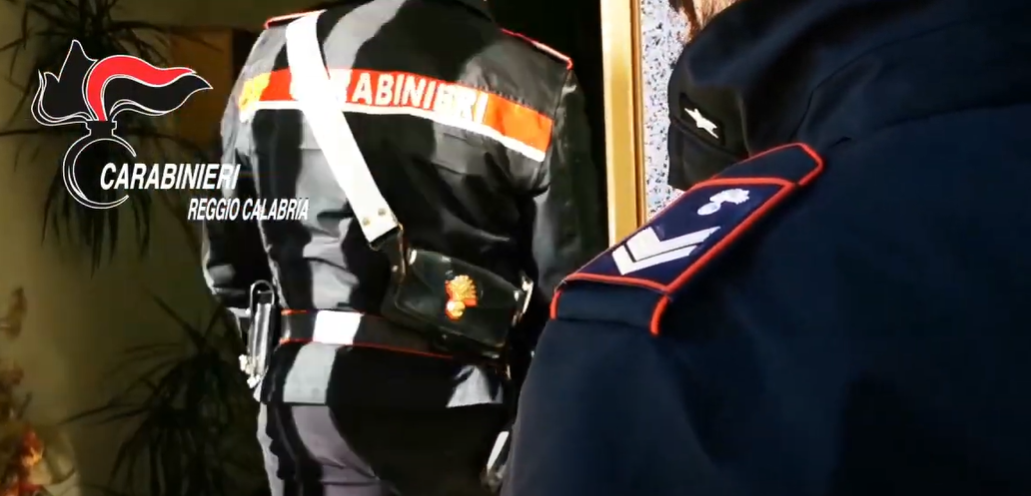 Le case popolari a Reggio? «O ti raccomandi con Minicò o con la ‘ndrangheta»