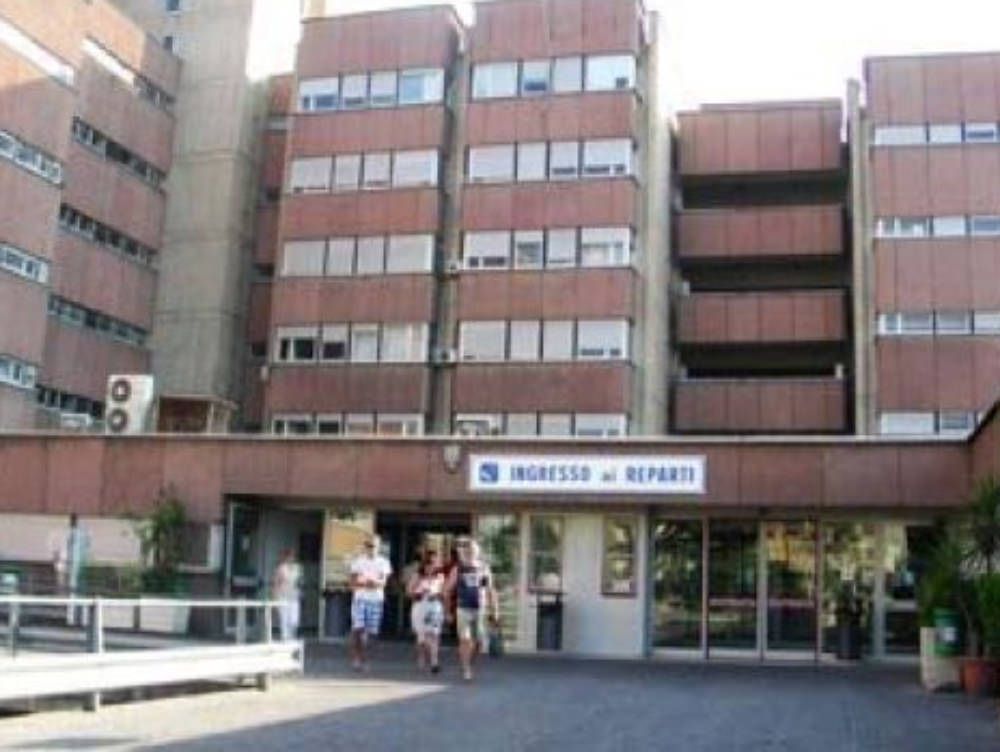 Italia dei valori tra i reparti del “Riuniti”