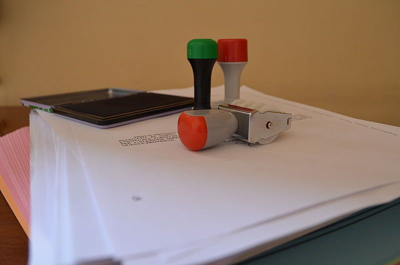 Corigliano Rossano, la lettera di encomio "spacca" i dipendenti comunali