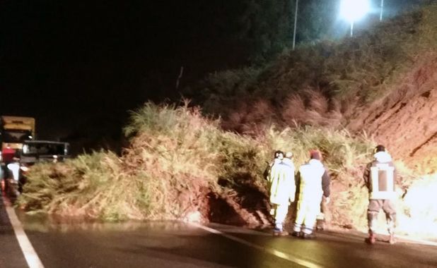 Frana a San Nicola Arcella, l'Anas chiude la SS18