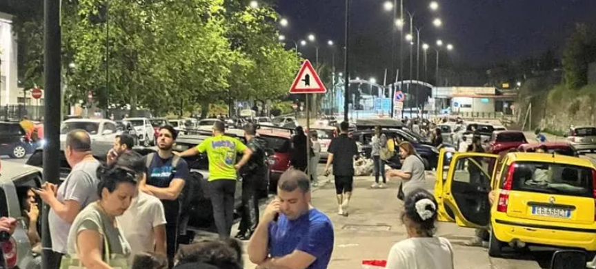 Campi Flegrei, notte di paura: 150 scosse in poche ore