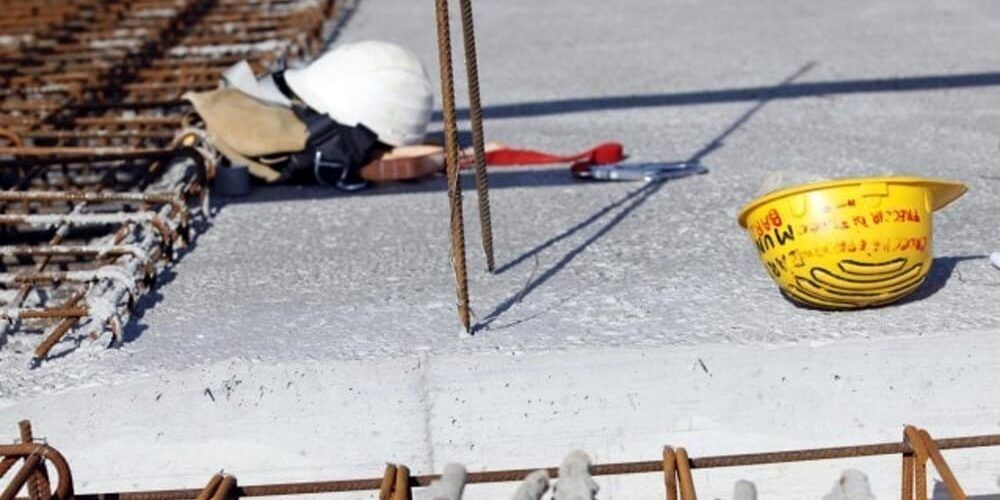 Cade da un’impalcatura, operaio morto a Catanzaro