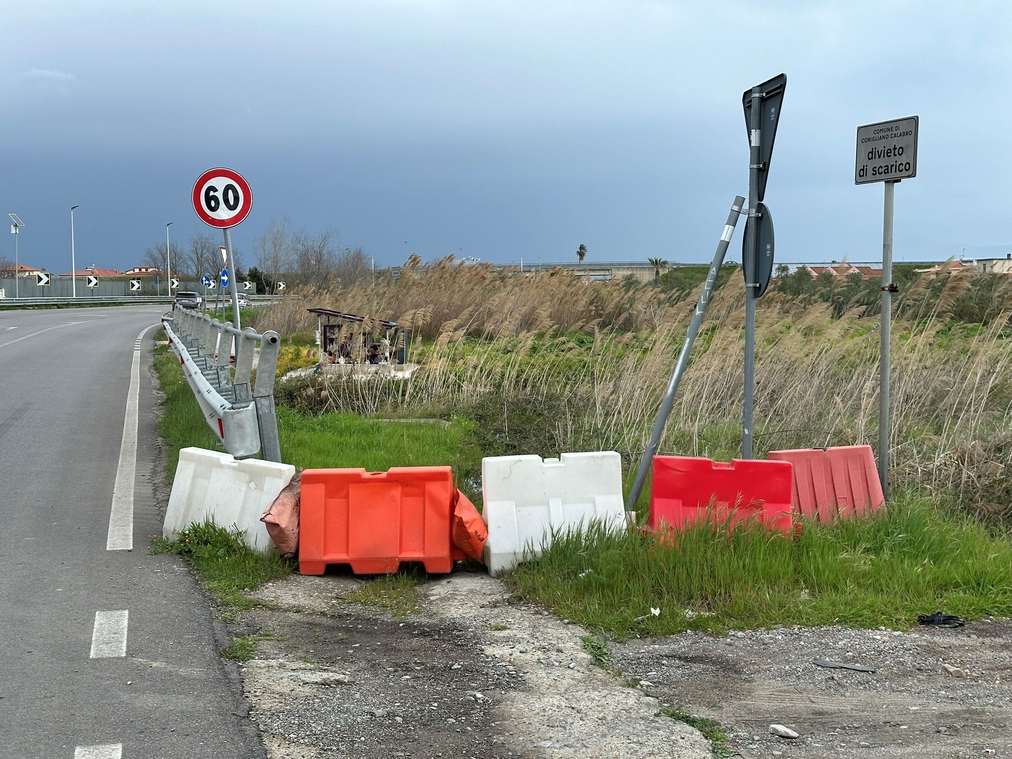 “Basta vittime sulla 106”: «Sul ponte di Corigliano Rossano si attendono interventi da 4 mesi»