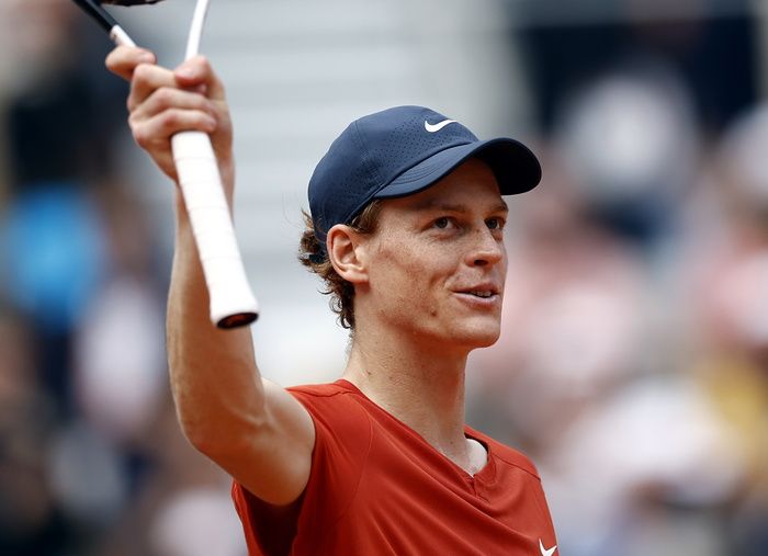 Roland Garros, Alcaraz batte Sinner. Il numero 1 si ferma in semifinale