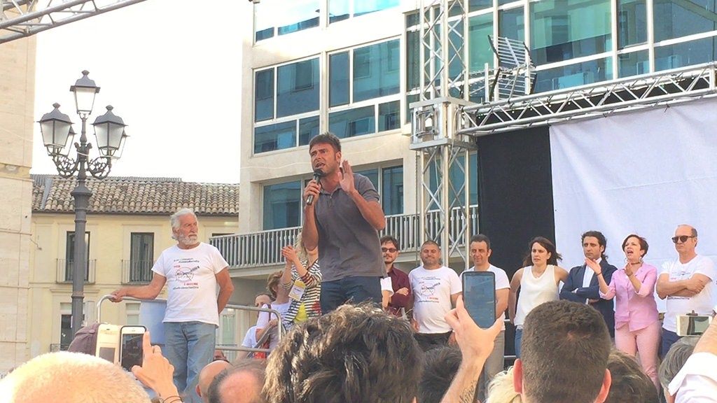 A Catanzaro prove di piazza per i Cinquestelle