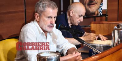Alemanno torna in Calabria, “sfida” Occhiuto e lancia Futuro Nazionale: «Fuoriusciti? Per un partito nascente è normale»