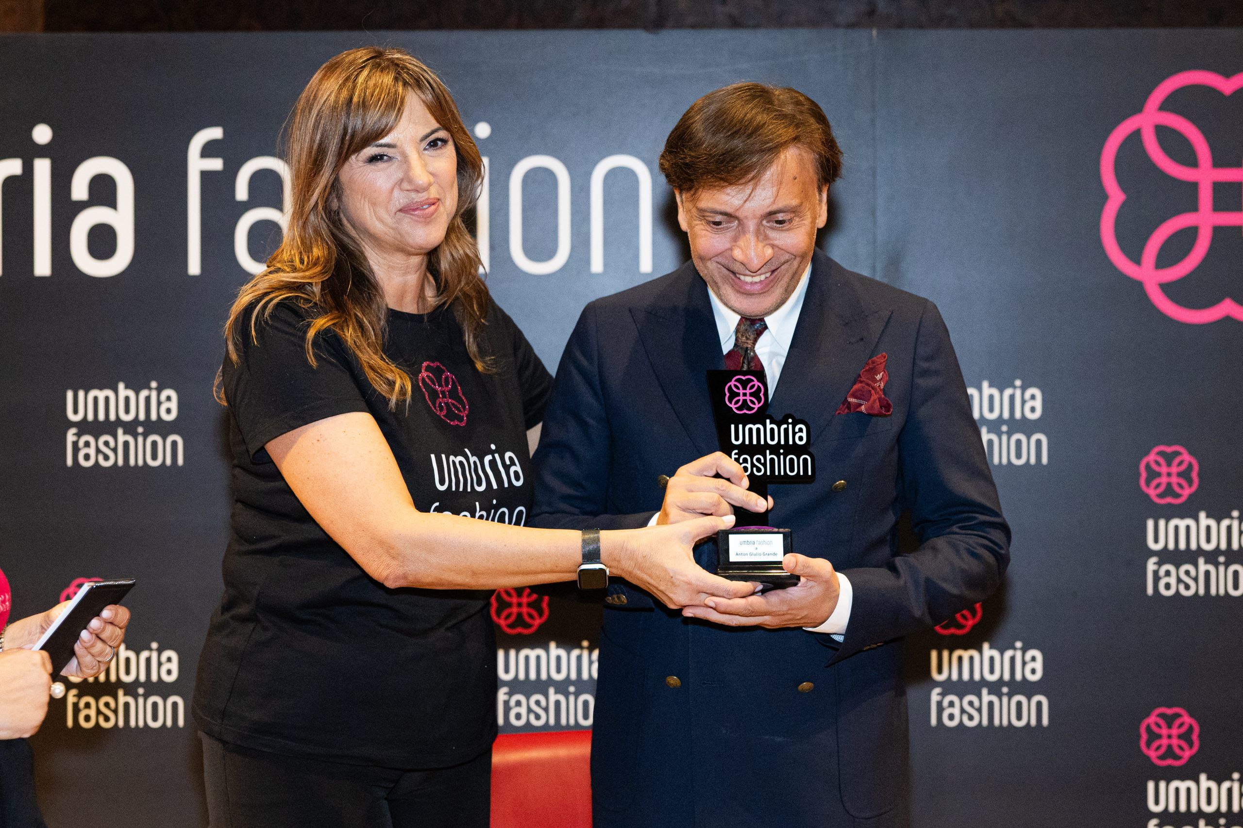 Anton Giulio Grande incanta Umbria Fashion 2026: trionfo di alta moda a Perugia