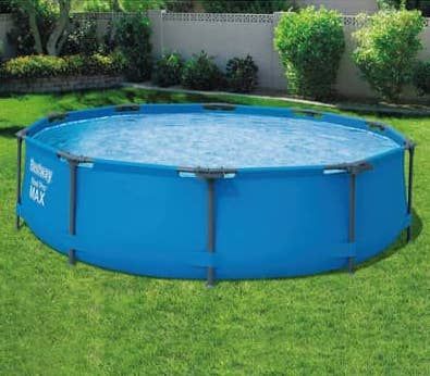 Vendevano piscine sul web, ma dopo l'acconto sparivano. Due calabresi nei guai