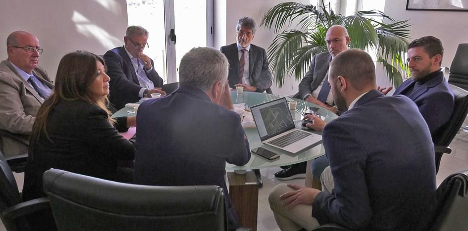 Enormi potenzialità non sfruttate: il porto di Corigliano è un gigante coi piedi d’argilla