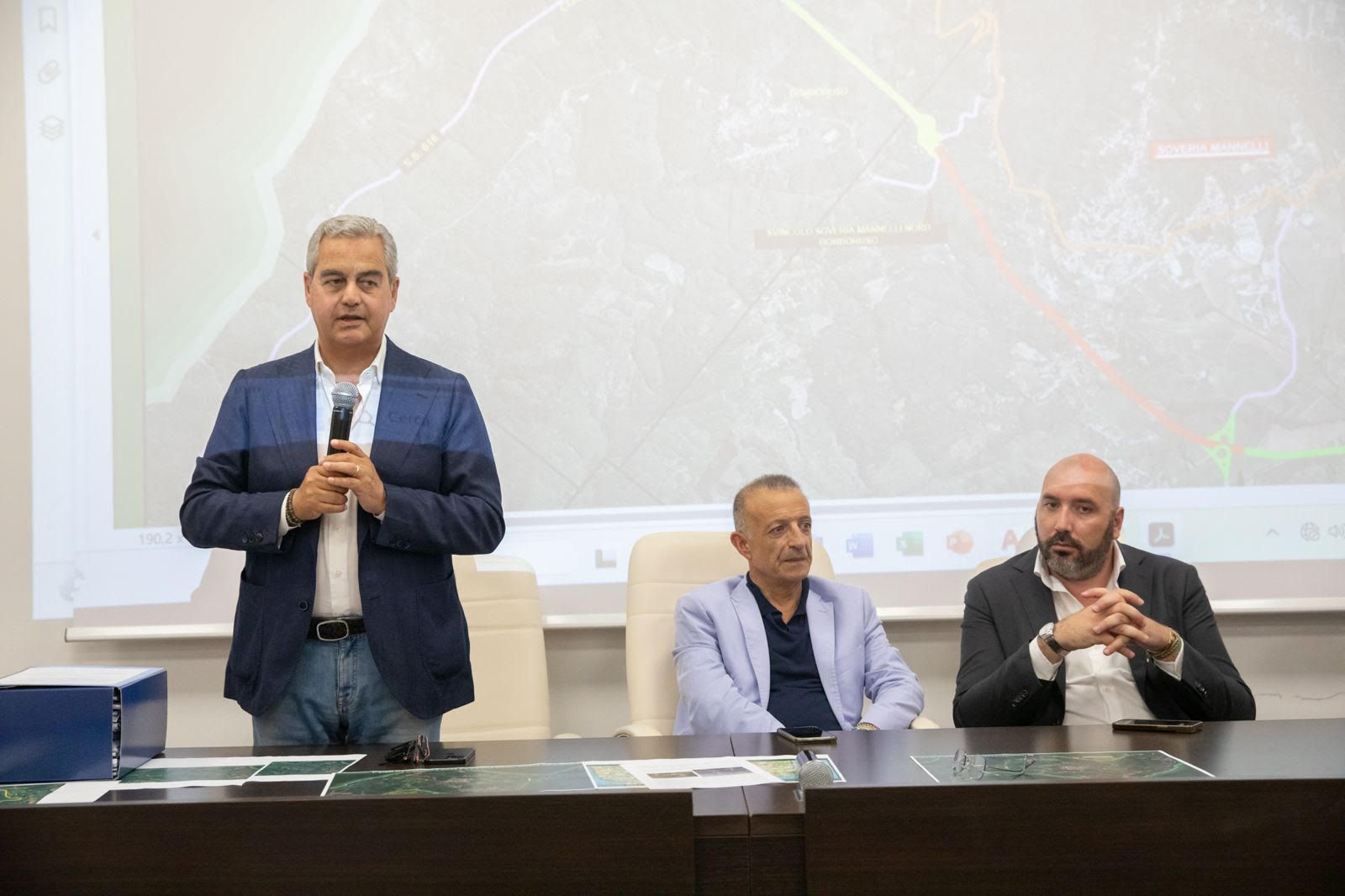 Consegnati i lavori per il completamento della strada del Medio Savuto