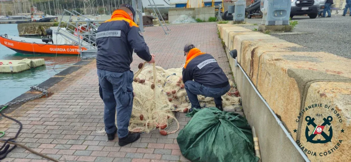 Pesca illegale tra Strongoli e Crucoli, sequestrati 63 chili di prodotto ittico e 1.300 metri di reti