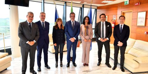 giunta occhiuto foto gruppo