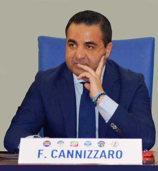 Cannizzaro: «Il Pd ha portato la Regione allo sbando»