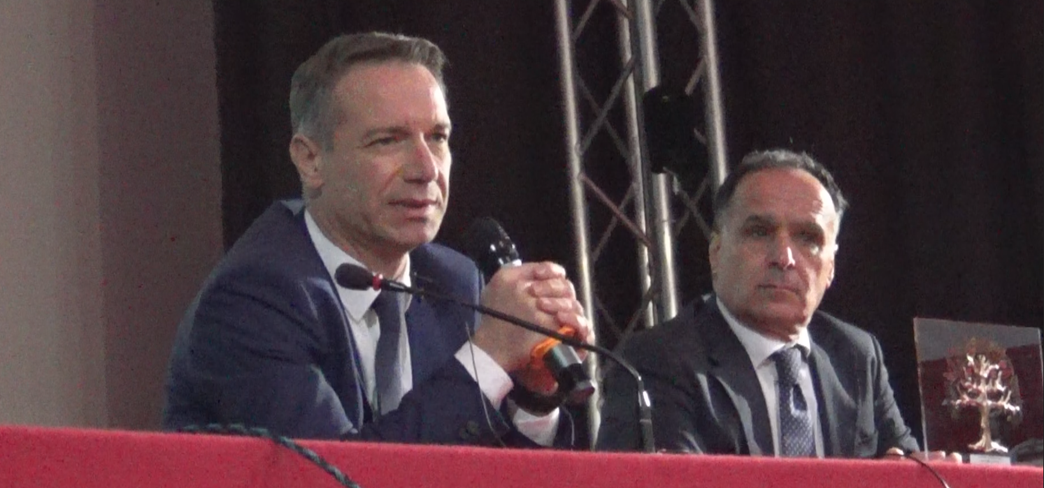 Falvo agli studenti: «Nessuno può considerarsi immune dalla giustizia» – VIDEO