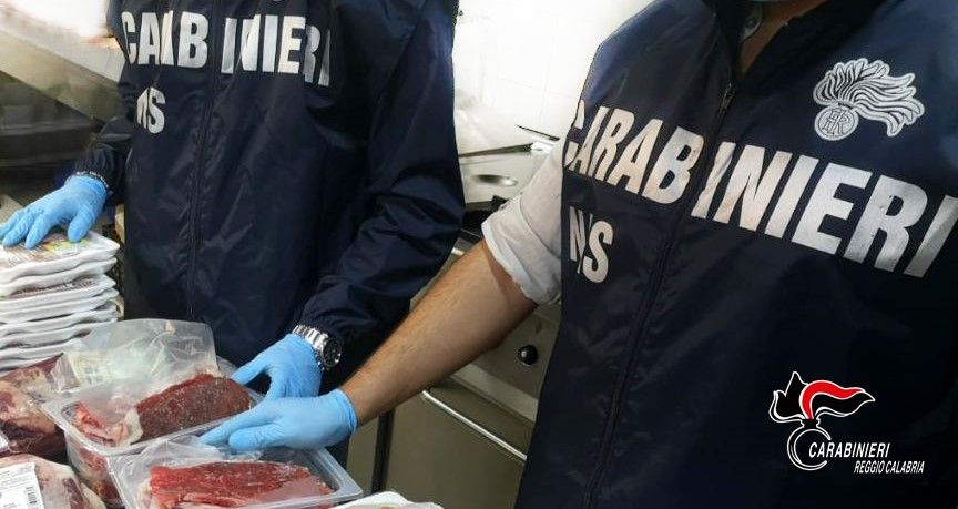 Reggio Calabria, sequestrata casa di cura abusiva: ai disabili mentali anche cibo avariato