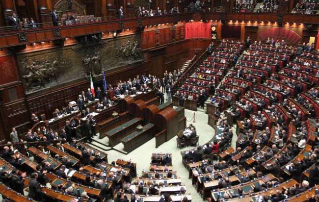 Taglio dei parlamentari, alla Calabria 7 deputati e 4 senatori in meno