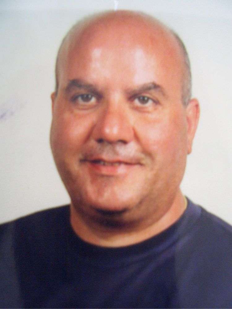 In fiamme il deposito della Medinex