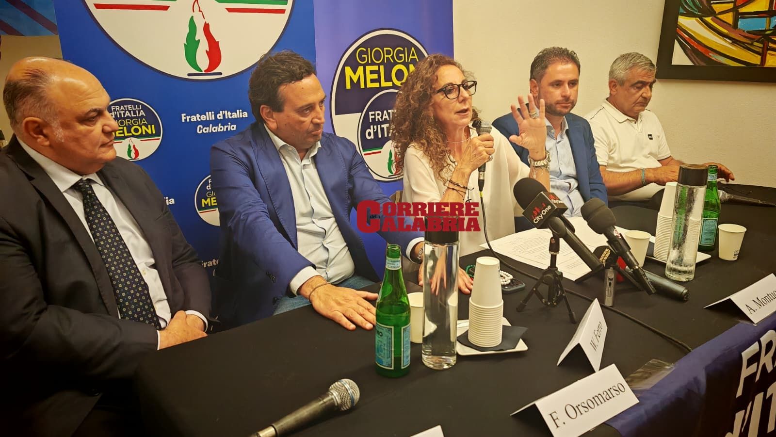 Lamezia, FdI scuote il Comune. Ferro: «Compromesso il rapporto di fiducia con Murone, il sindaco ora cambi passo»