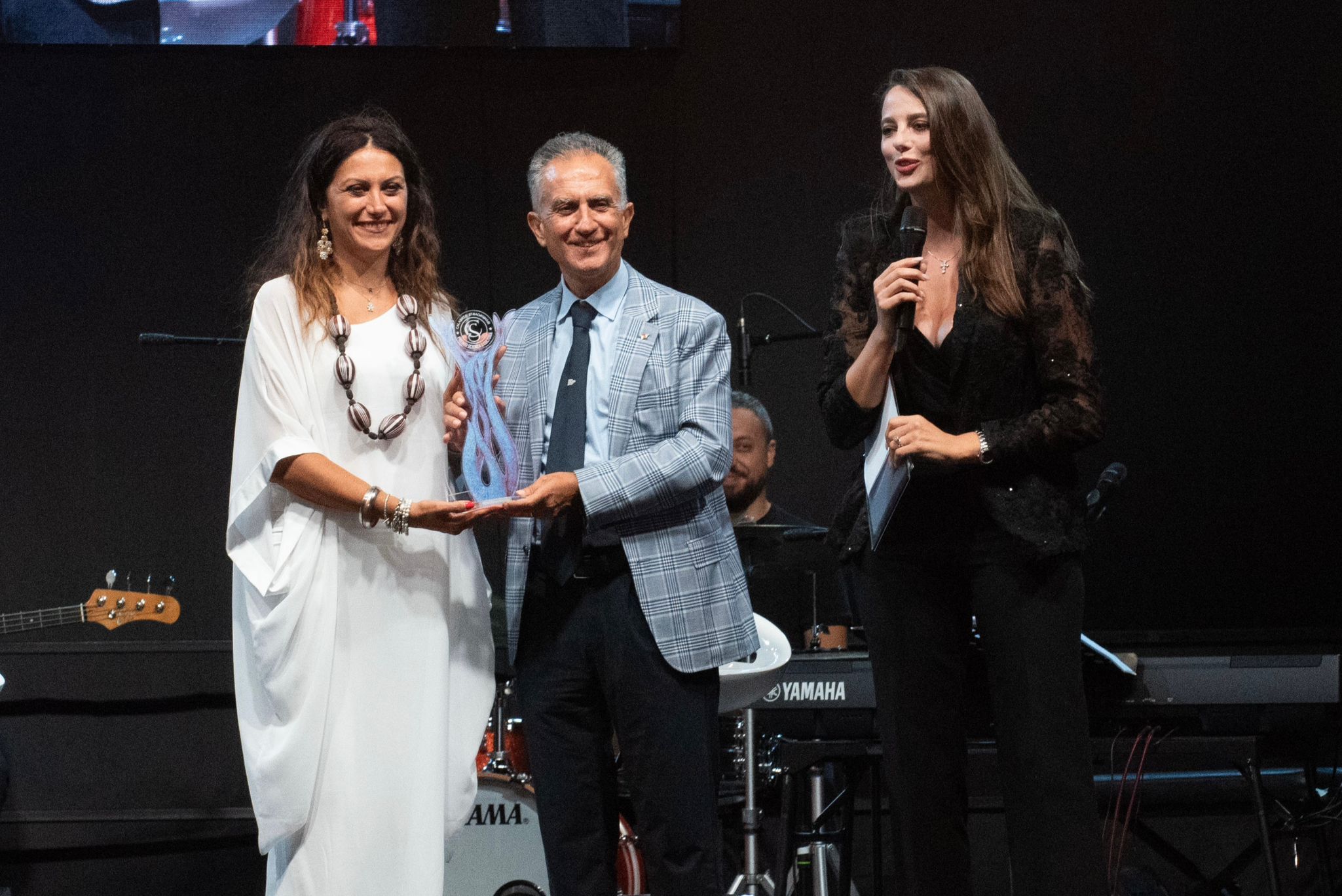 Premio Calabresi Straordinari: la Calabria vincente sul palco di Cetraro