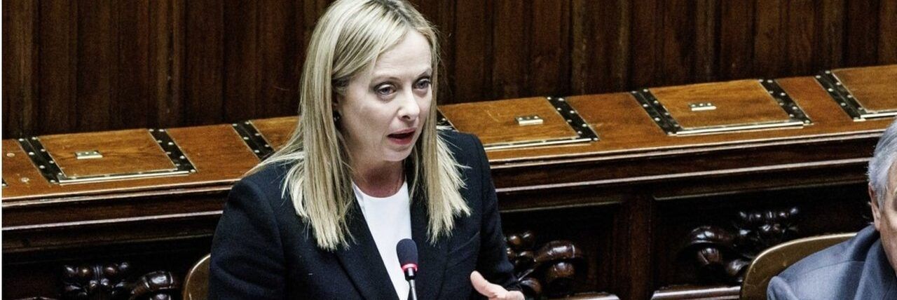 Migranti, Meloni all’attacco: «L’opposizione calunnia l’Italia per scopi politici»