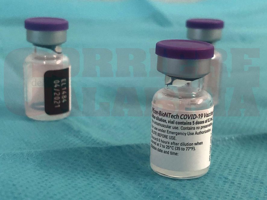 Vaccini anti-Covid, Calabria ultima: somministrate “solo” 4.030 dosi