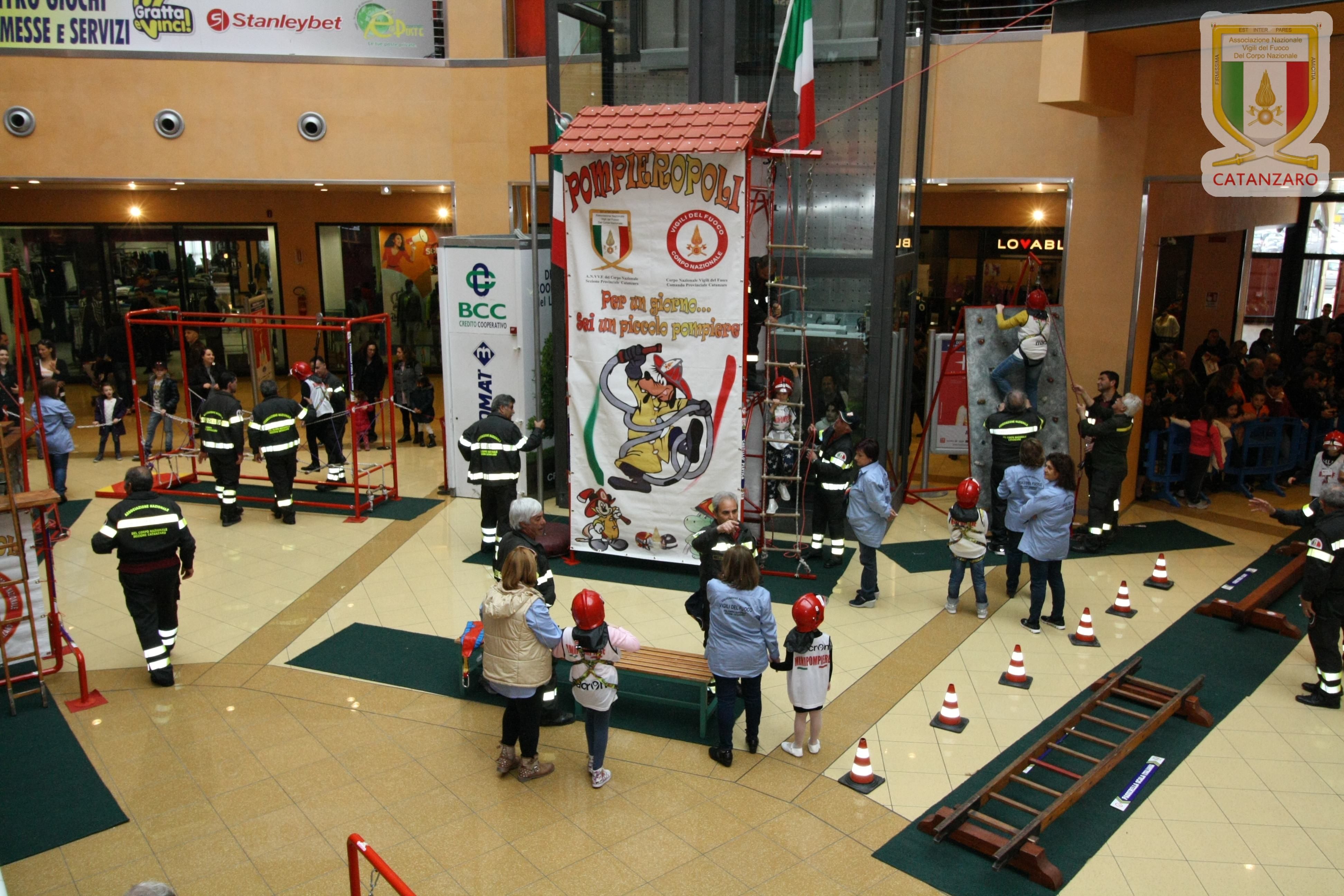 Torna “Pompieropoli”, il villaggio dei vigili del fuoco