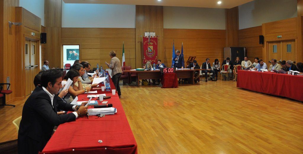 Lamezia Terme, le poltrone in bilico sono tre